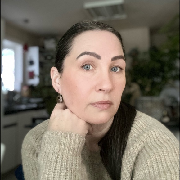 Meet your Posher, Jaimie - Picture 1 of 1